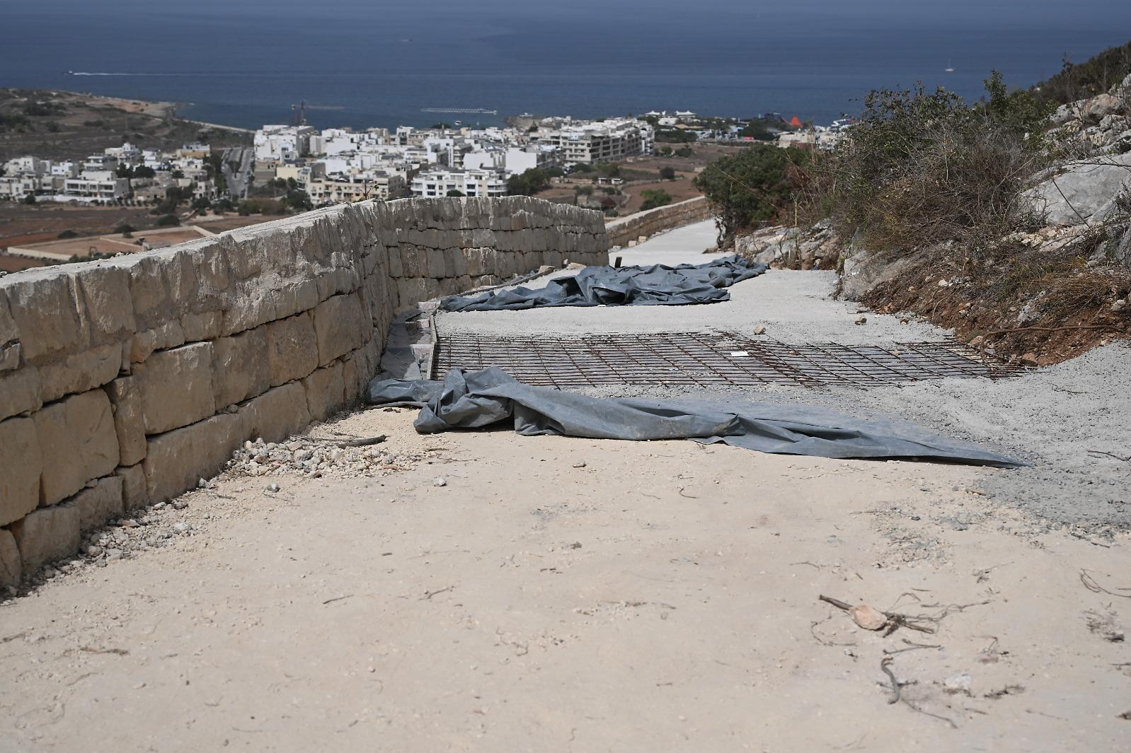 The state of the pathway of Victoria Lines in Għargħur Photo: Matthew Mirabelli