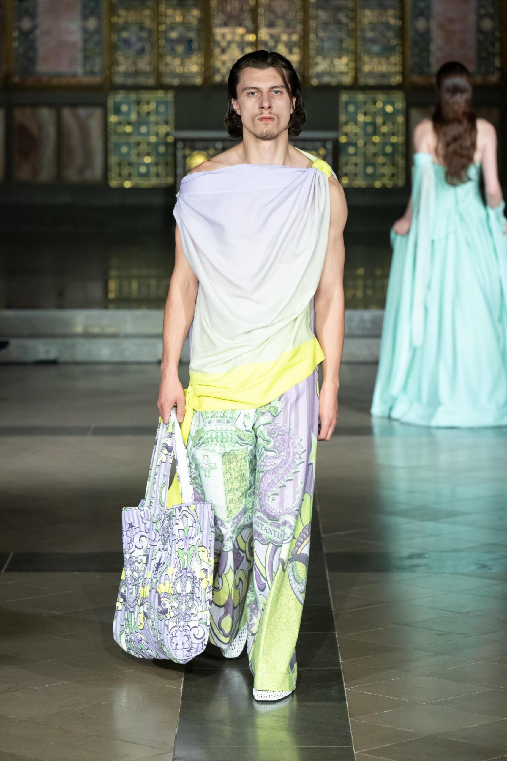 Photo: Mark Gunter/Immagine generata con AI – Gazzetta di Malta for Art hearts Fashion