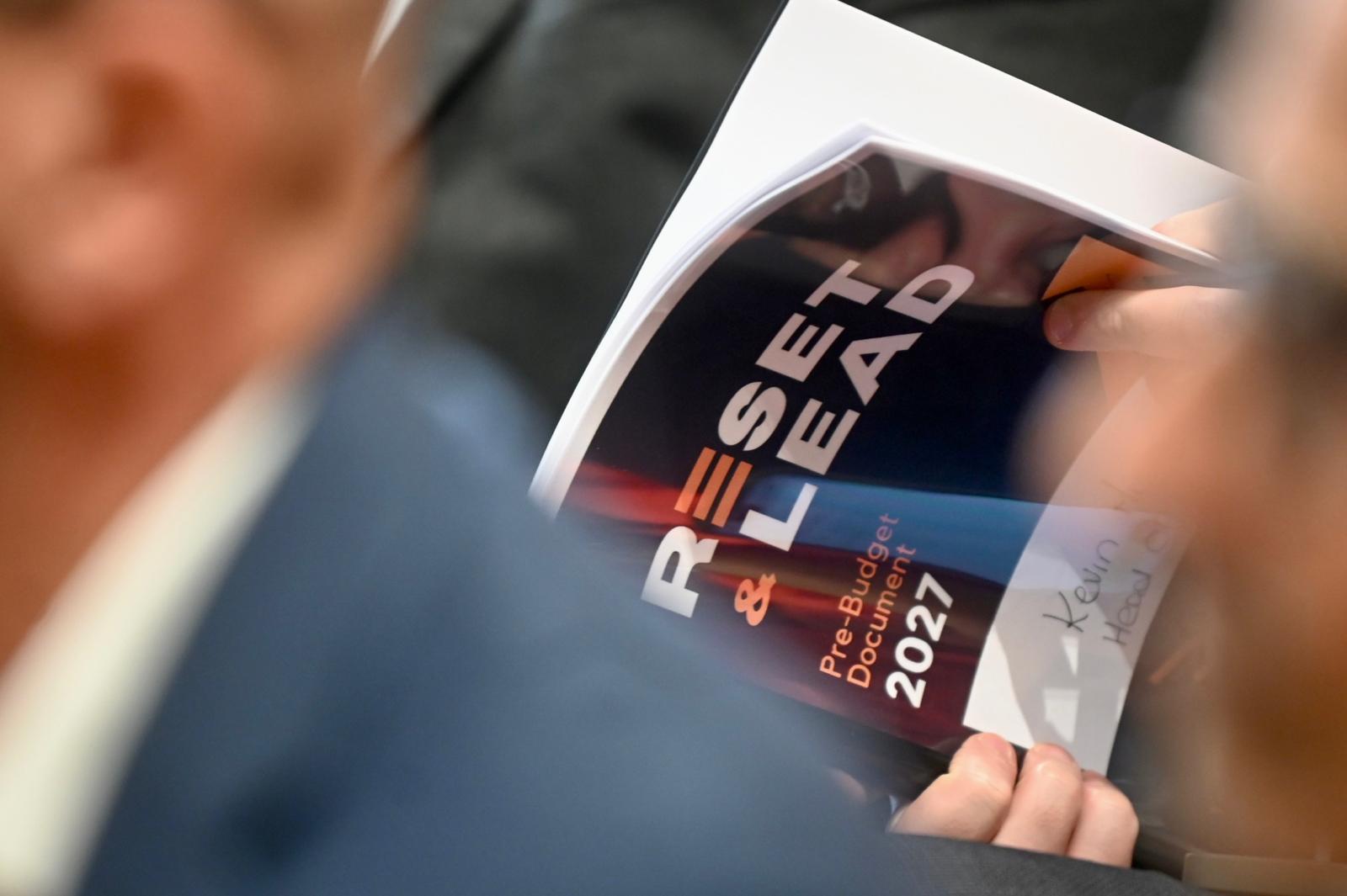 Il documento pre-bilancio della camera 'Reset and Lead' è stato presentato lunedì.