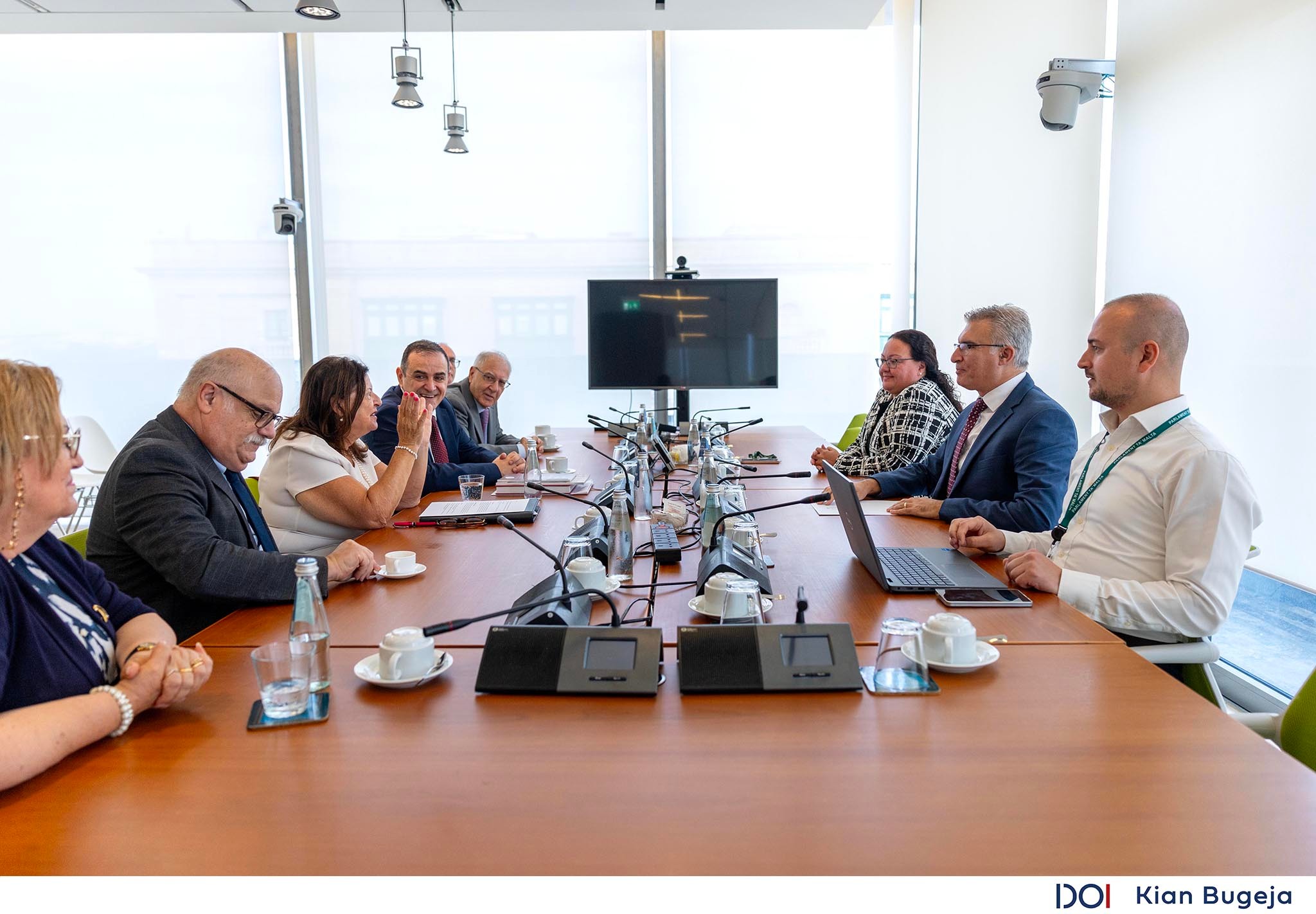 PRESS RELEASE BY THE OFFICE OF THE SPEAKER Speaker meets with Friends of the National Archives and General Workers’ Unio
